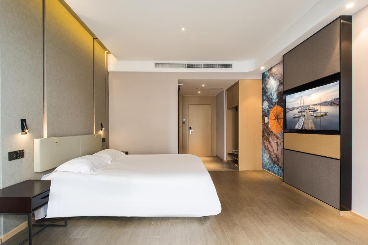Qingdao Jinshan We+ Holiday Apartment Экстерьер фото